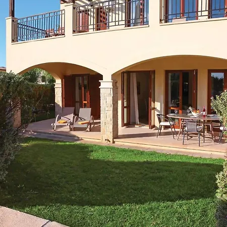 Theseus Village Bc02