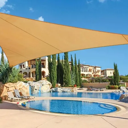 Theseus Village Bc02 Apartment *